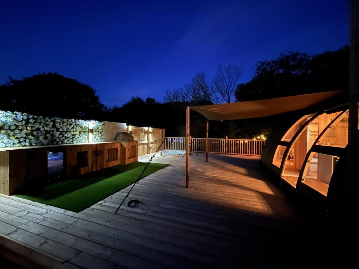 Sunrise Dome Tent Tenby Dış mekan fotoğraf